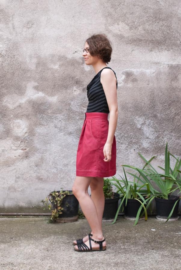 Red Denim Megan Nielsen Kelly Skirt: Side